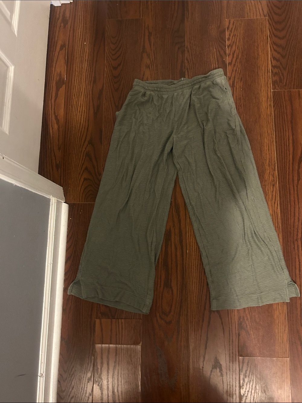 Soma Olive Green Women’s Wide-Leg Pull-On Pants